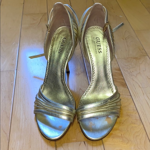 Gold Guess heels - Picture 2 of 8